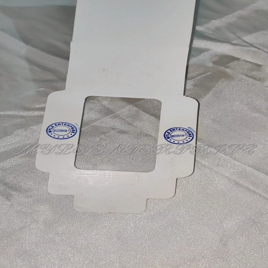 Setting up box packaging